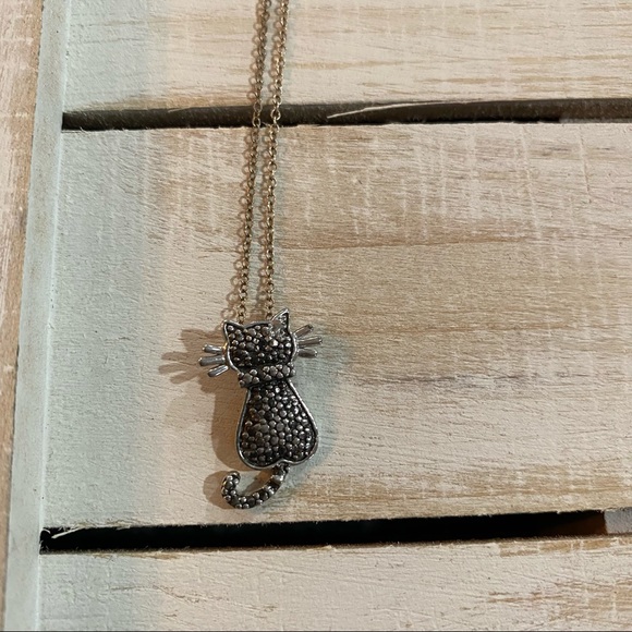 Cat pendant necklace - Picture 6 of 8